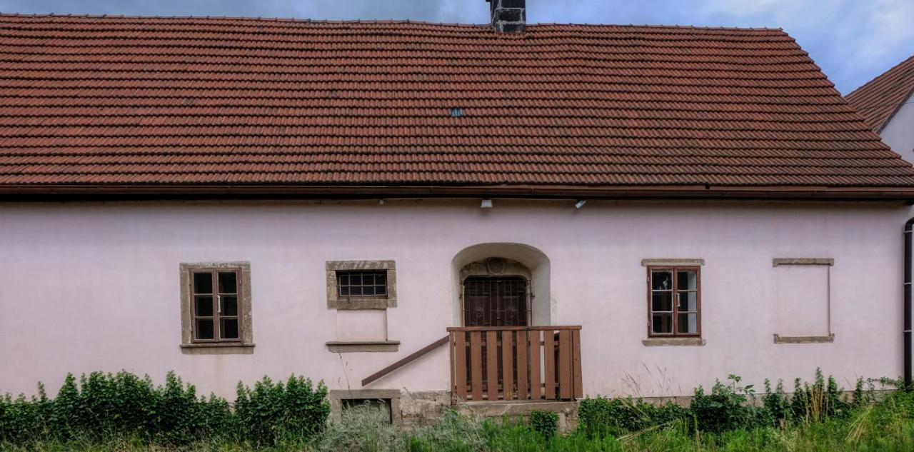 Apartmany V Broumovskem Statku Exterior foto