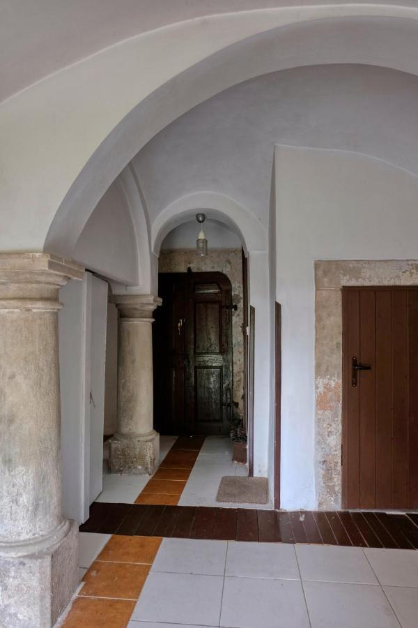Apartmany V Broumovskem Statku Exterior foto
