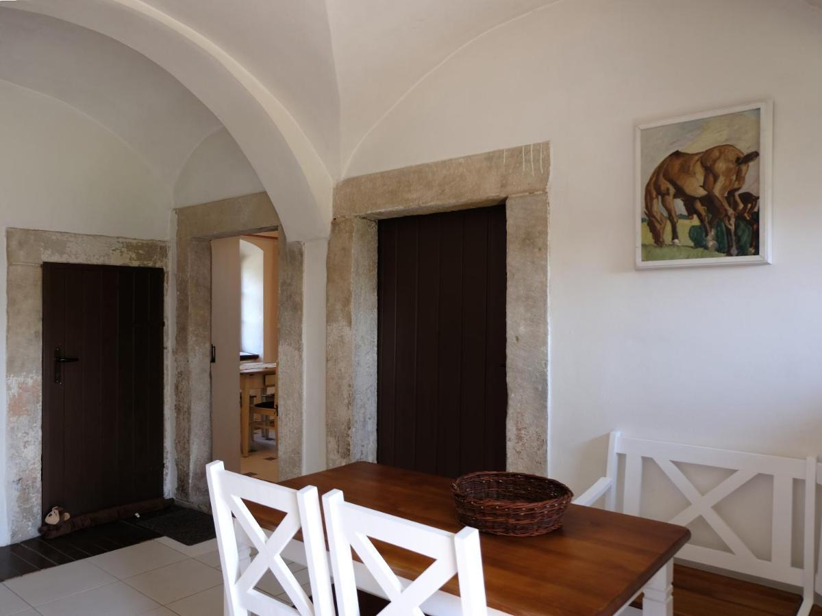 Apartmany V Broumovskem Statku Exterior foto